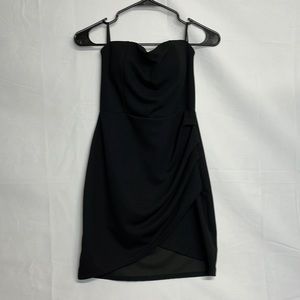 𝅺strapless dress. L